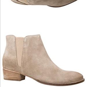 Seychelles Wake Chelsea Booties Suede Natural Sz 7